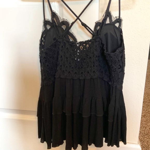 Falling For You Tank, Tik Tok Viral, Size large , NWOT, Black - Picture 1 of 6